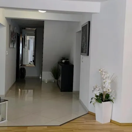 Dworek Pod Jeżową Wodą Dom wakacyjny Mlynczyska