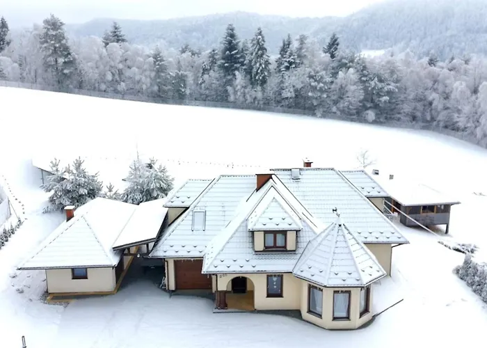 Dworek Pod Jezowa Woda Сasa de vacaciones *